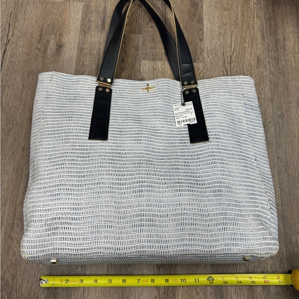 Pour La Victoire Tote Bag | White & Blue